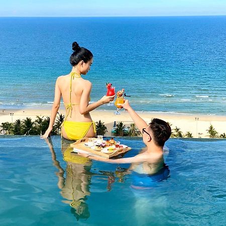 Santa Luxury Hotel Da Nang Exterior foto