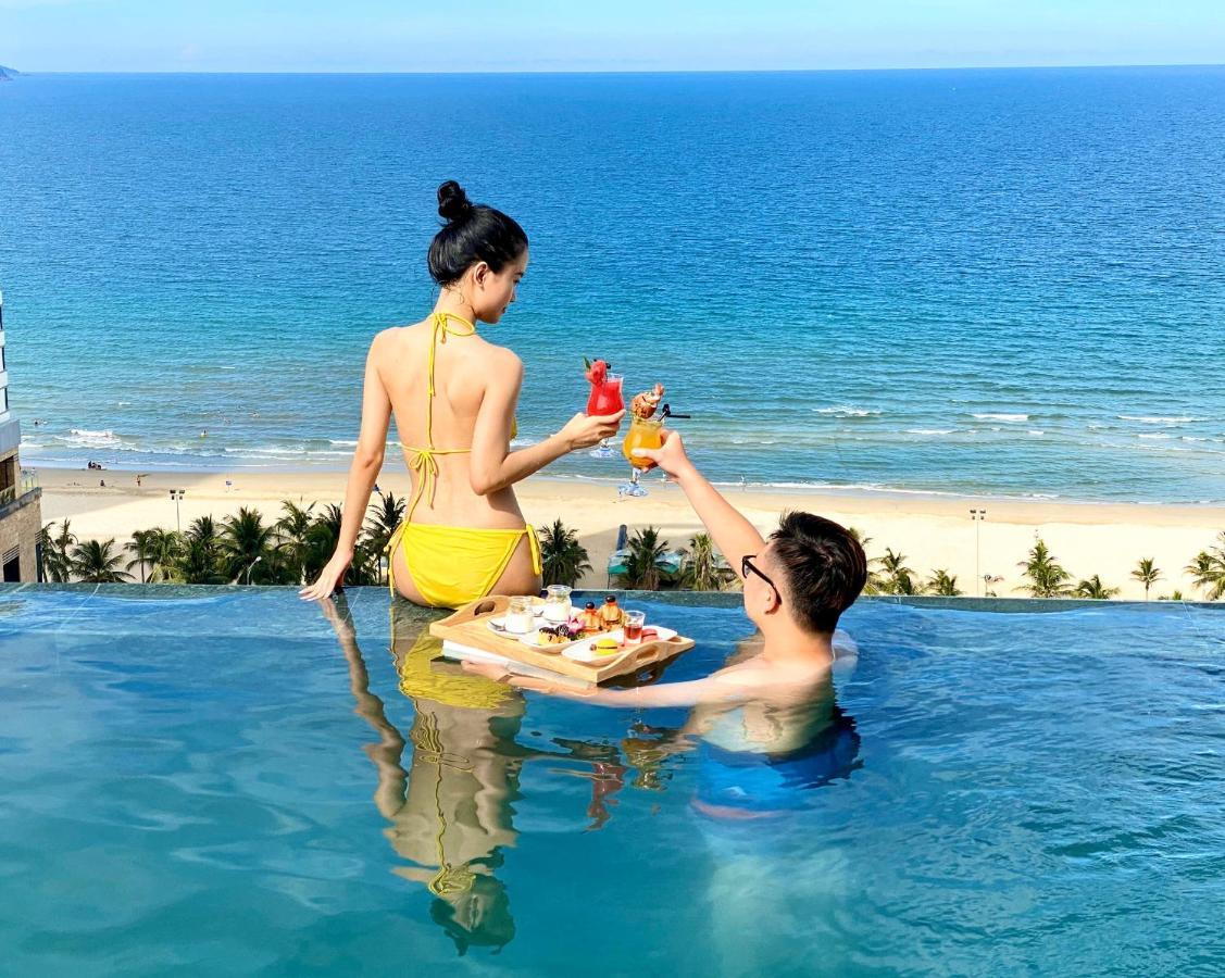 Santa Luxury Hotel Da Nang Exterior foto